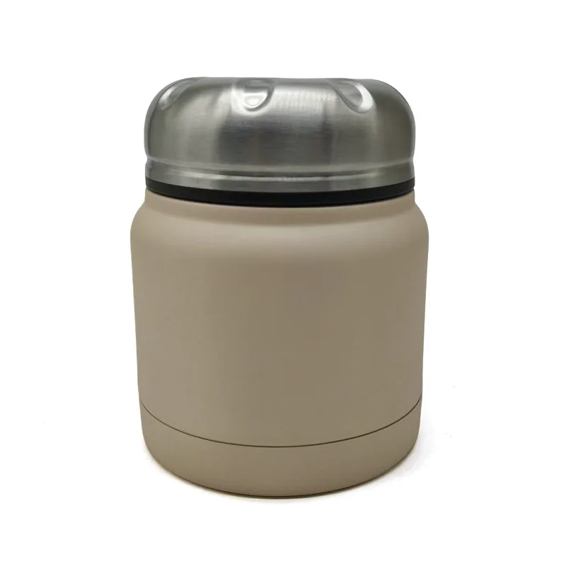 Kothak nedha awan terisolasi vakum